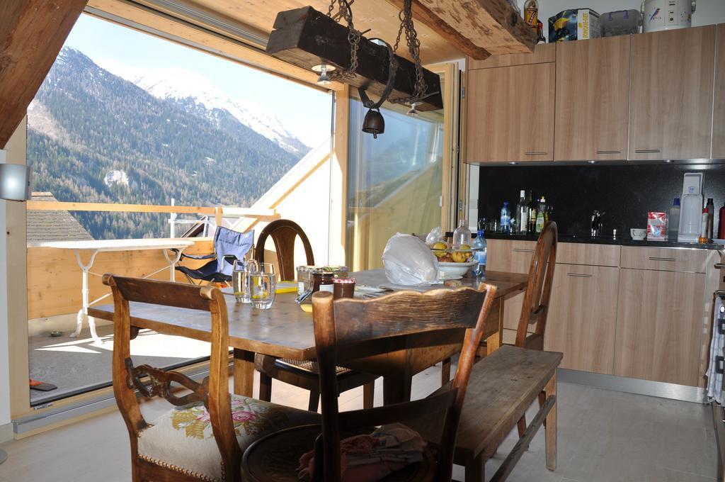 Attika Wohnung 7546 Ardez Cameră foto